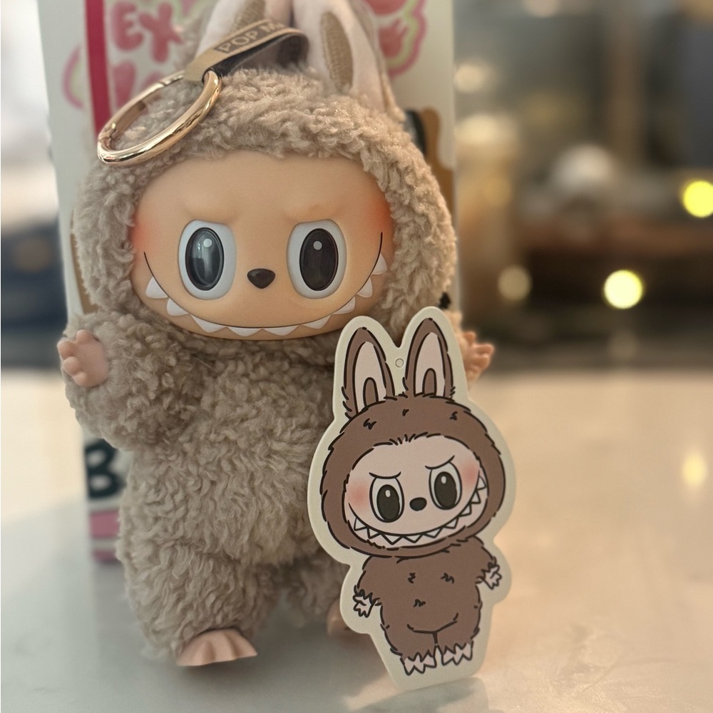 Authentic POP MART Exciting Macaron Labubu~ Toffee